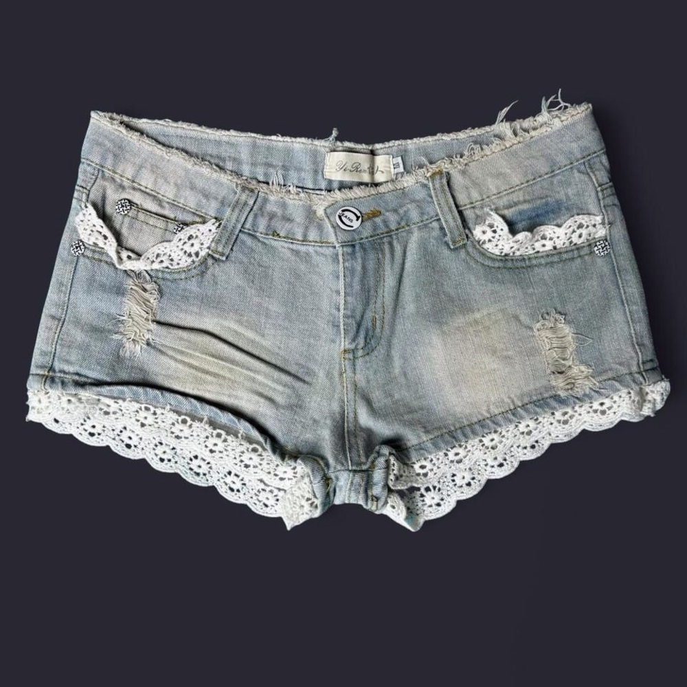 Stylish Vintage Denim Shorts with Lace Trim and distressed Y2K 90s